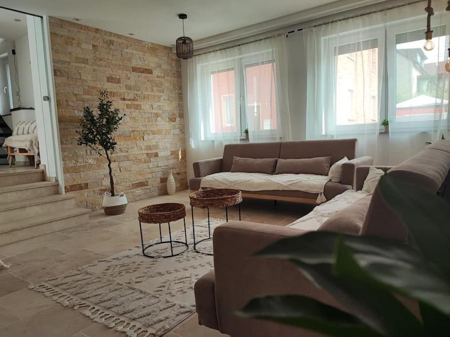 -Stadthaus Ida- Mit Grosser Dachterasse, Am Schlosspark, Luftkurort Kisslegg, Boxspringbetten, Kaffeevollautomat, Smarttv, Familienfreundlich, Grosszuegig, Zentral Extérieur photo