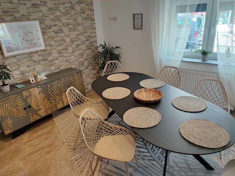 -Stadthaus Ida- Mit Grosser Dachterasse, Am Schlosspark, Luftkurort Kisslegg, Boxspringbetten, Kaffeevollautomat, Smarttv, Familienfreundlich, Grosszuegig, Zentral Extérieur photo