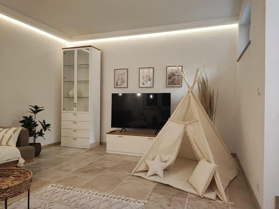 -Stadthaus Ida- Mit Grosser Dachterasse, Am Schlosspark, Luftkurort Kisslegg, Boxspringbetten, Kaffeevollautomat, Smarttv, Familienfreundlich, Grosszuegig, Zentral Extérieur photo