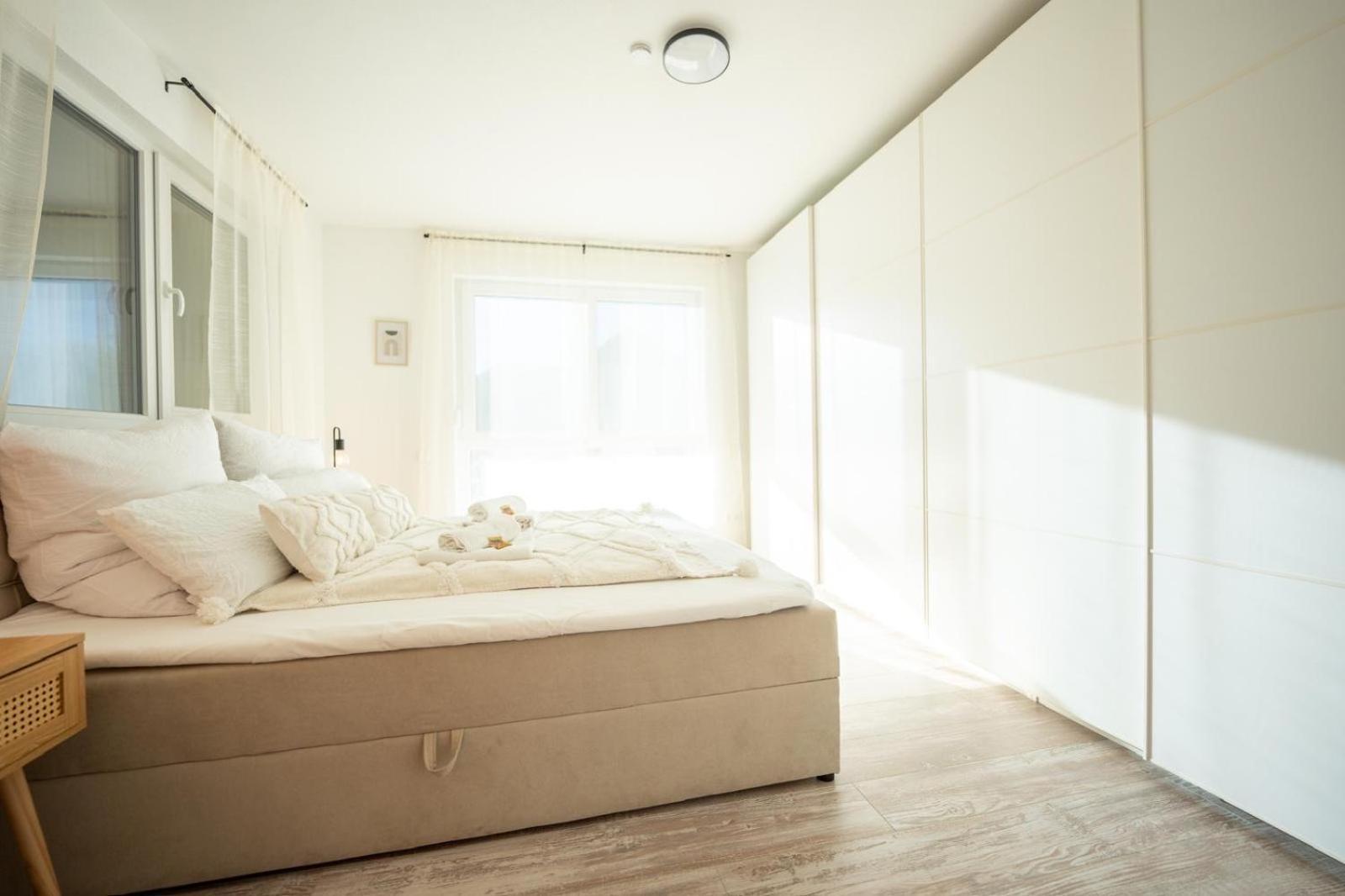 -Stadthaus Ida- Mit Grosser Dachterasse, Am Schlosspark, Luftkurort Kisslegg, Boxspringbetten, Kaffeevollautomat, Smarttv, Familienfreundlich, Grosszuegig, Zentral Extérieur photo